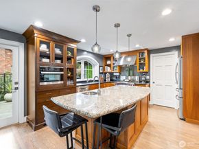 20230 NE 38th Court, Sammamish WA 98074