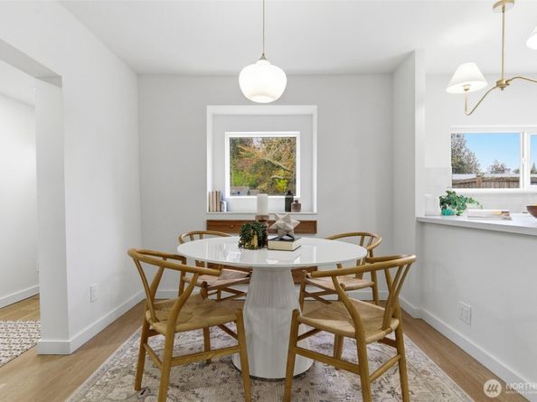 9601 12th Avenue NW, Seattle WA 98117