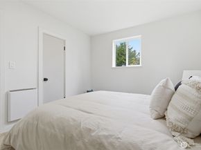 9601 12th Avenue NW, Seattle WA 98117