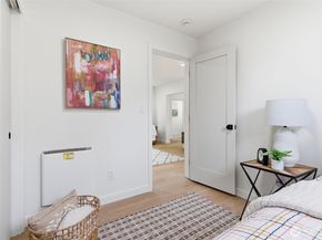 9601 12th Avenue NW, Seattle WA 98117