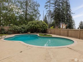 8957 188th Street SW, Edmonds WA 98026