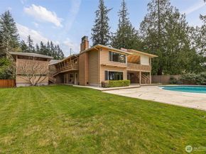 8957 188th Street SW, Edmonds WA 98026