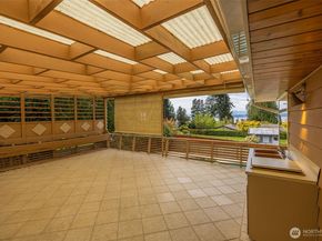 8957 188th Street SW, Edmonds WA 98026