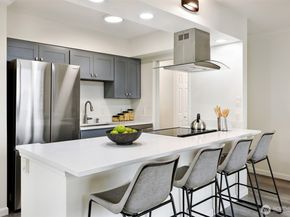 2100 3rd Avenue 1804, Seattle WA 98121