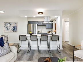 2100 3rd Avenue 1804, Seattle WA 98121