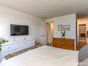 13235 12th Avenue SW 522, Burien WA 98146