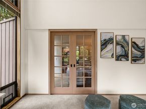 14316 NE 12th Place, Bellevue WA 98007