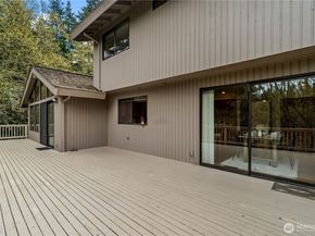 14316 NE 12th Place, Bellevue WA 98007