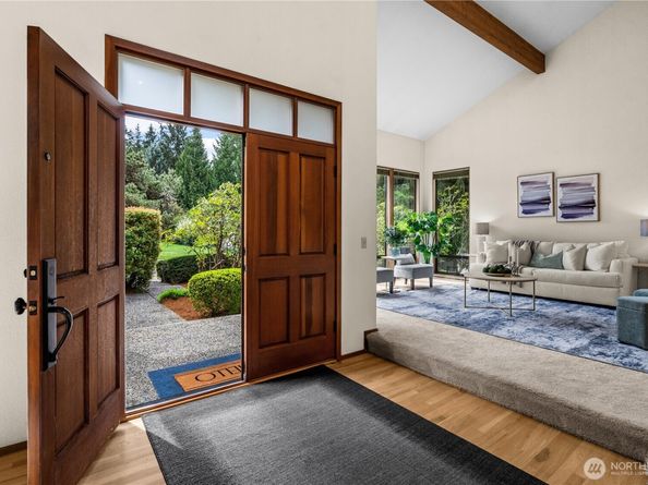 14316 NE 12th Place, Bellevue WA 98007