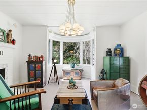 10472 NE Sunrise Bluff Lane, Bainbridge Island WA 98110