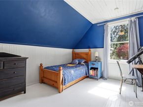 10472 NE Sunrise Bluff Lane, Bainbridge Island WA 98110