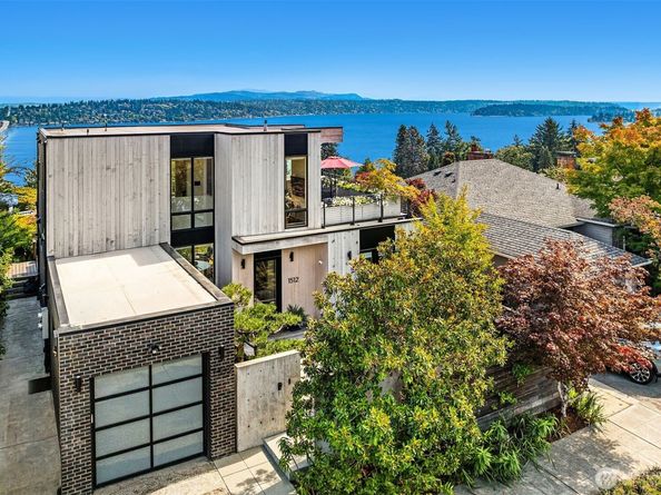 1512 32nd Avenue S, Seattle WA 98144