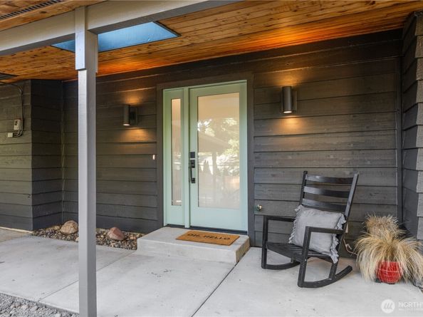 8317 134th Avenue NE, Redmond WA 98052