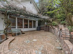 5601 W Mercer Way, Mercer Island WA 98040