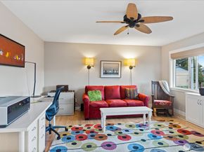 1532 NW 195th Street 1, Shoreline WA 98177