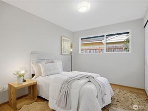 634 167th Avenue NE, Bellevue WA 98008