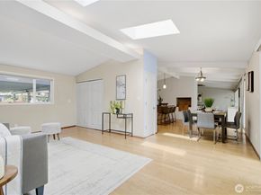 634 167th Avenue NE, Bellevue WA 98008