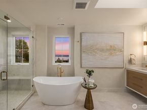 5533 106th Avenue NE, Kirkland WA 98033