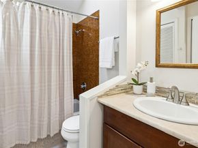 5100 Crystal Springs Drive NE, Bainbridge Island WA 98110