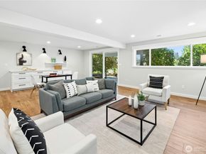 5100 Crystal Springs Drive NE, Bainbridge Island WA 98110