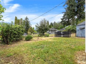 3640 W C Street, Bremerton WA 98312