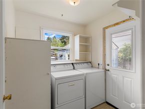 3640 W C Street, Bremerton WA 98312