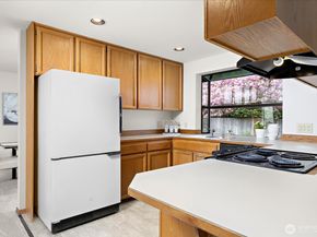 3910 Maple Road, Lynnwood WA 98037