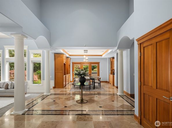26345 NE 34th Street, Redmond WA 98053