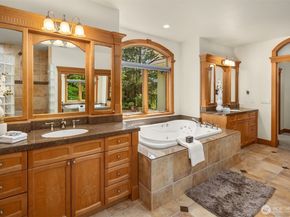 26345 NE 34th Street, Redmond WA 98053