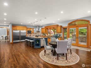 26345 NE 34th Street, Redmond WA 98053