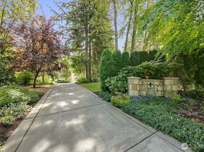 26345 NE 34th Street, Redmond WA 98053