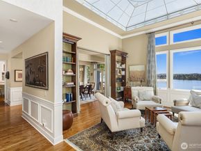 7447 W Mercer Way, Mercer Island WA 98040