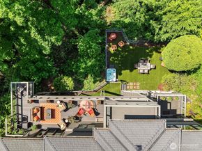 7447 W Mercer Way, Mercer Island WA 98040