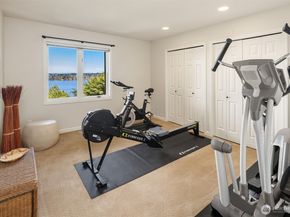 7447 W Mercer Way, Mercer Island WA 98040