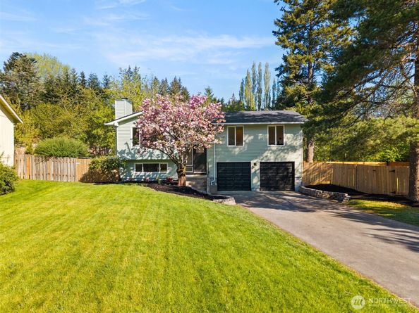 290 NE Torval Canyon Road, Poulsbo WA 98370