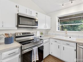 3435 Auburn Way S 27, Auburn WA 98092