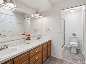 8613 Foster Grove Court NE, Bremerton WA 98311