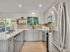 2310 Aberdeen Avenue NE, Renton WA 98056