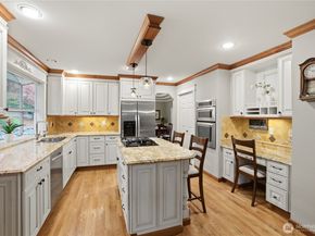 15430 SE 67th Place, Bellevue WA 98006