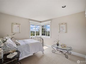 15430 SE 67th Place, Bellevue WA 98006