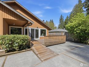 7032 132nd Avenue NE, Kirkland WA 98033