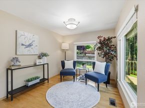 7032 132nd Avenue NE, Kirkland WA 98033