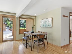 7032 132nd Avenue NE, Kirkland WA 98033
