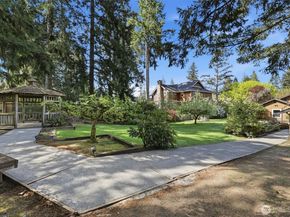 7032 132nd Avenue NE, Kirkland WA 98033