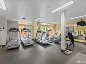 2415 2nd Avenue 631, Seattle WA 98121