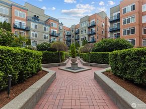 2415 2nd Avenue 631, Seattle WA 98121