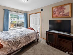 11221 SE 216th Street, Kent WA 98031