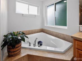 11221 SE 216th Street, Kent WA 98031