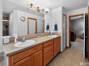 11221 SE 216th Street, Kent WA 98031