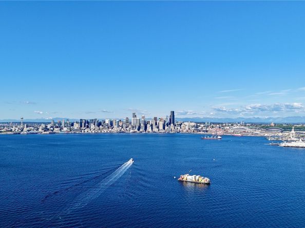 3052 38th Avenue SW, Seattle WA 98136